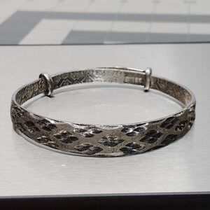 Vintage Chinese Signed 999 Pure Silver Etched Bangle Bracelet Sz7 26g
